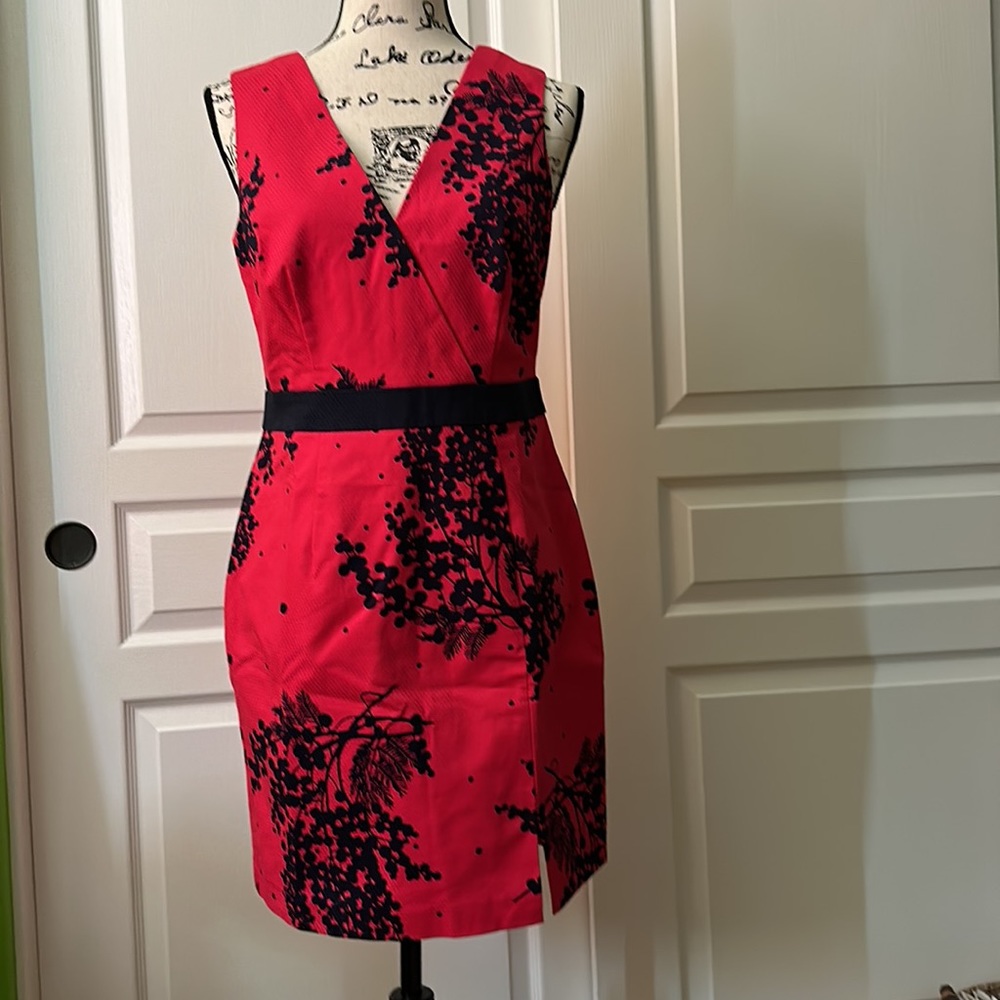 Boden 8P Red V-neck dress